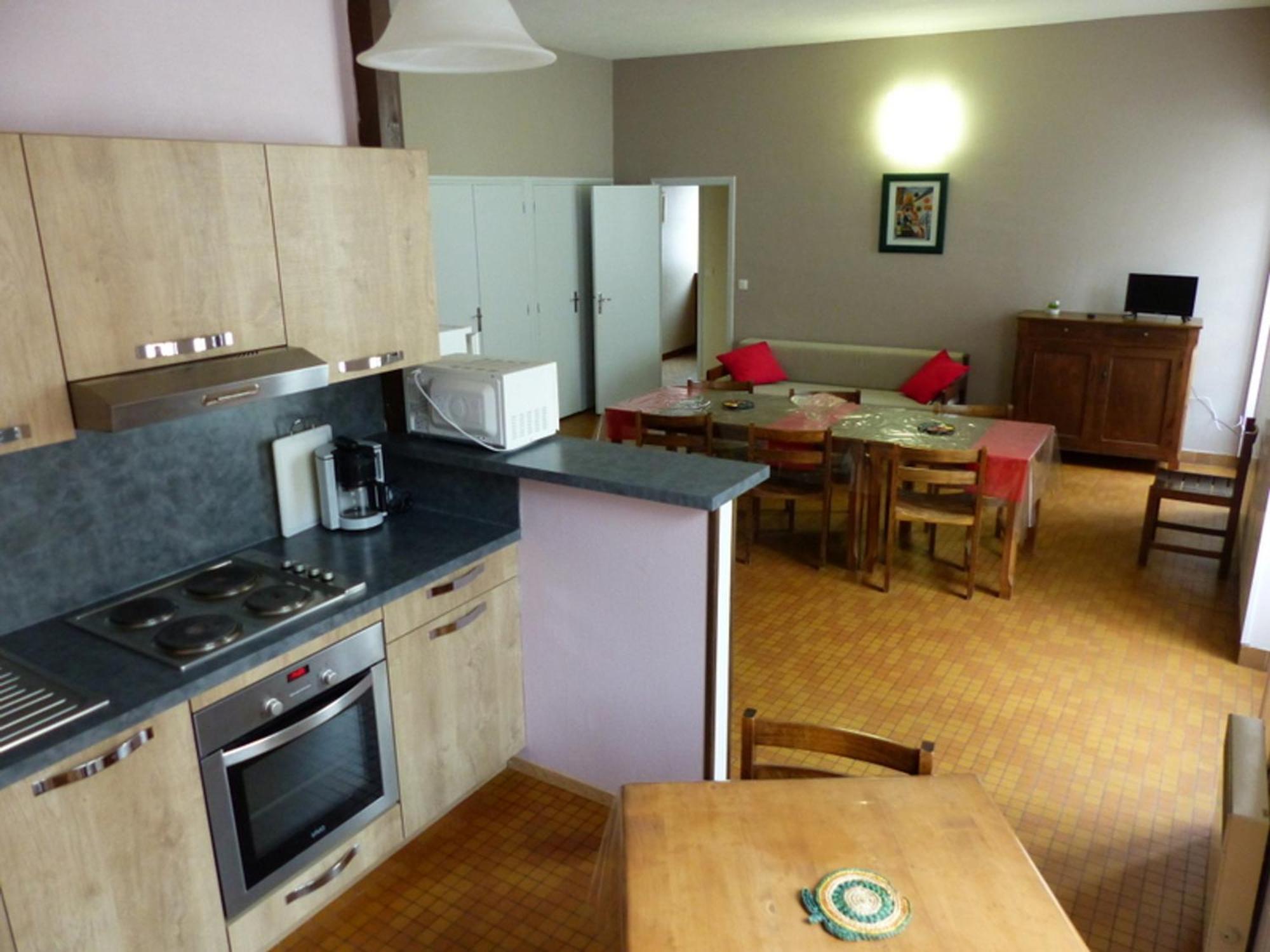 Appartement Arfeuilles, 4 Pieces, 6 Personnes - Fr-1-489-243 Exterior foto